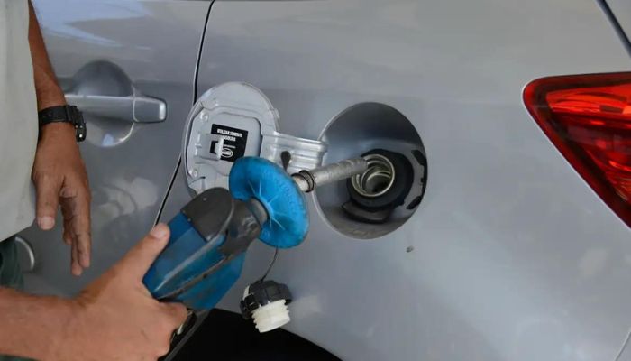 Petrobras anuncia aumento da gasolina e do gás de cozinha